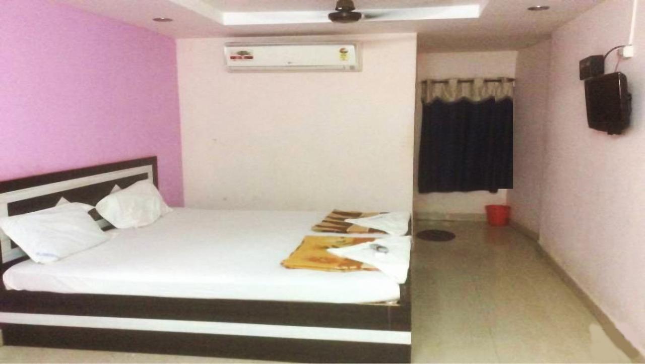 Hotel Upendra Residency Kadapa Εξωτερικό φωτογραφία